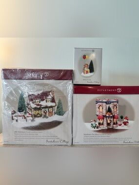 Department 56 Santabear - Toy Shop, Hollybeary Court & Balloons For Sale Accy